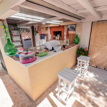 Apartament Casal Del Borgo 5 By Interhome