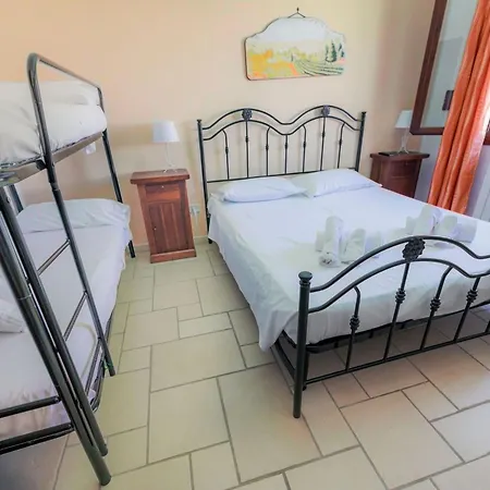 Casal Del Borgo 5 By Interhome Apartamento