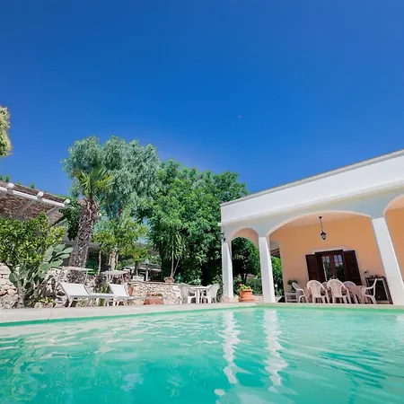 Casal Del Borgo 5 By Interhome דירה אוסטוני